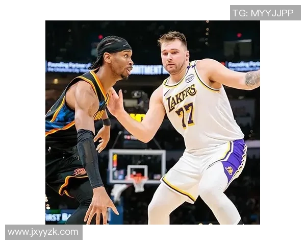 2008年湖人与黄蜂激战背扣瞬间展现篮球之美与激情对决 2008年湖人与黄蜂激战背扣瞬间展现篮球之美与激情对决