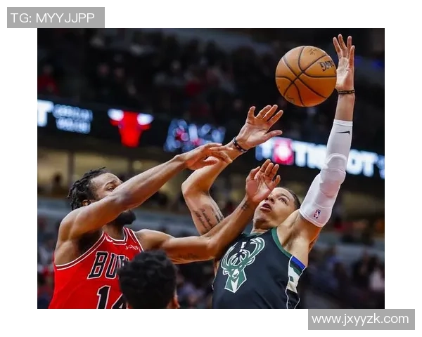 2016年NBA常规赛骑士队与雄鹿队精彩对决回顾与分析 2016年NBA常规赛骑士队与雄鹿队精彩对决回顾与分析